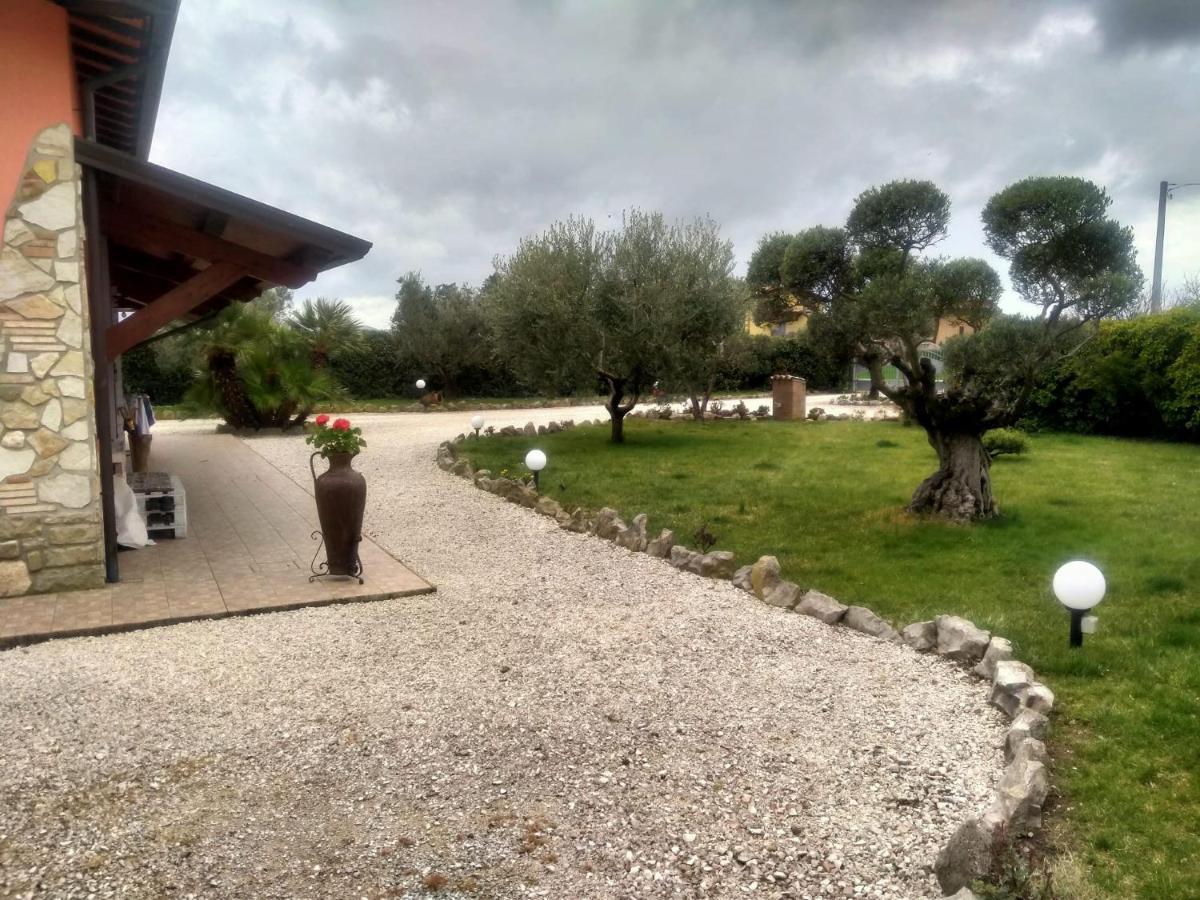 La Perla Di Assisi Hotel Exterior foto